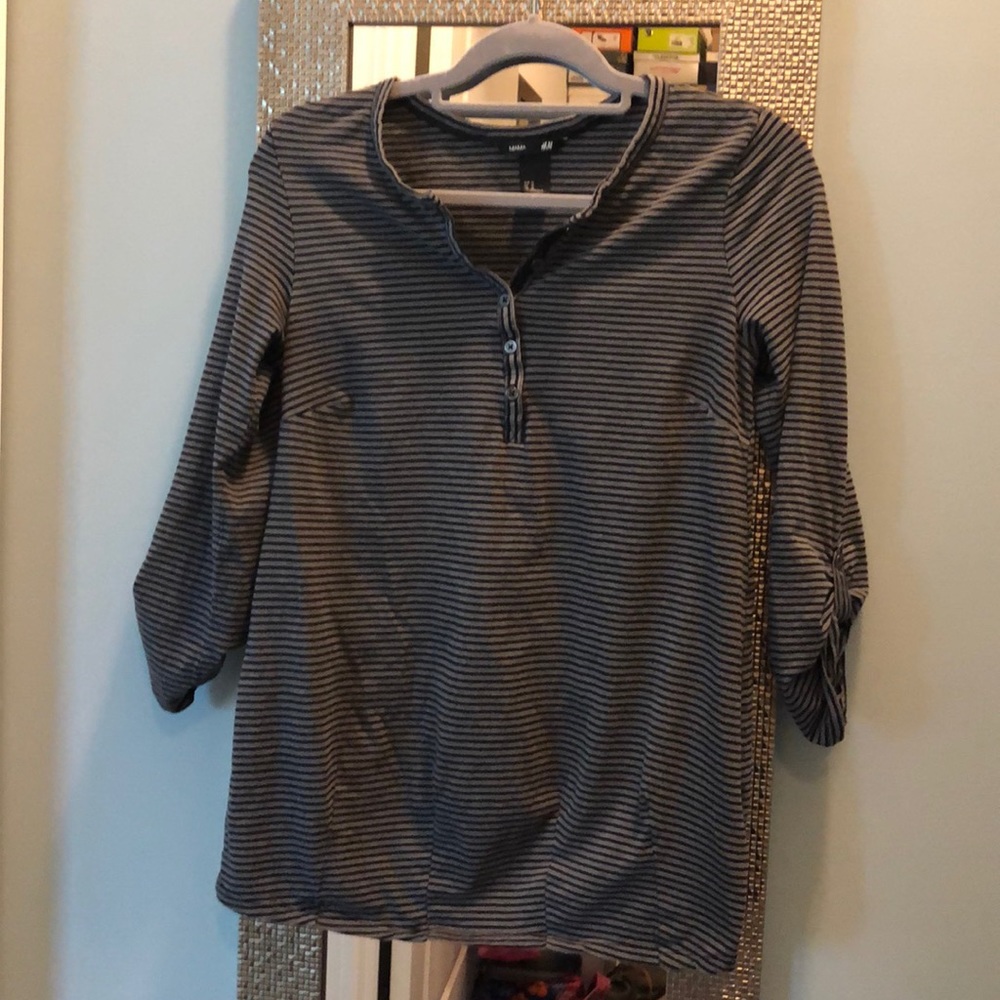 H&M maternity 3/4 top